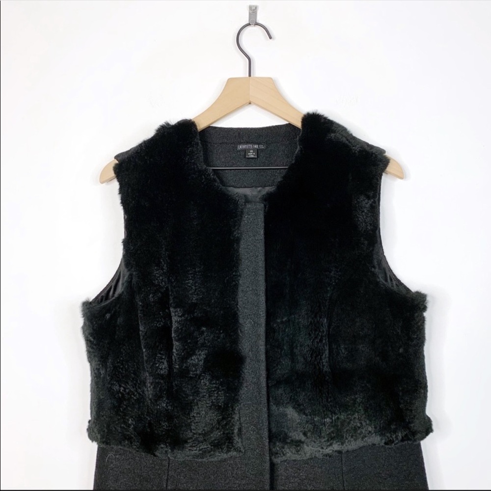 Women's Black Sleeveless Coat - Picture 4 of 8